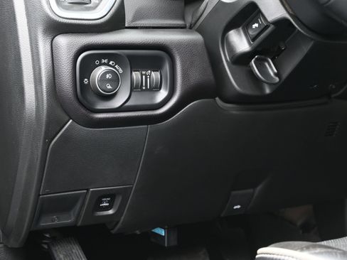 Used 2024 RAM 3500 Laramie w/ Towing Technology Group AWD/4WD image 23