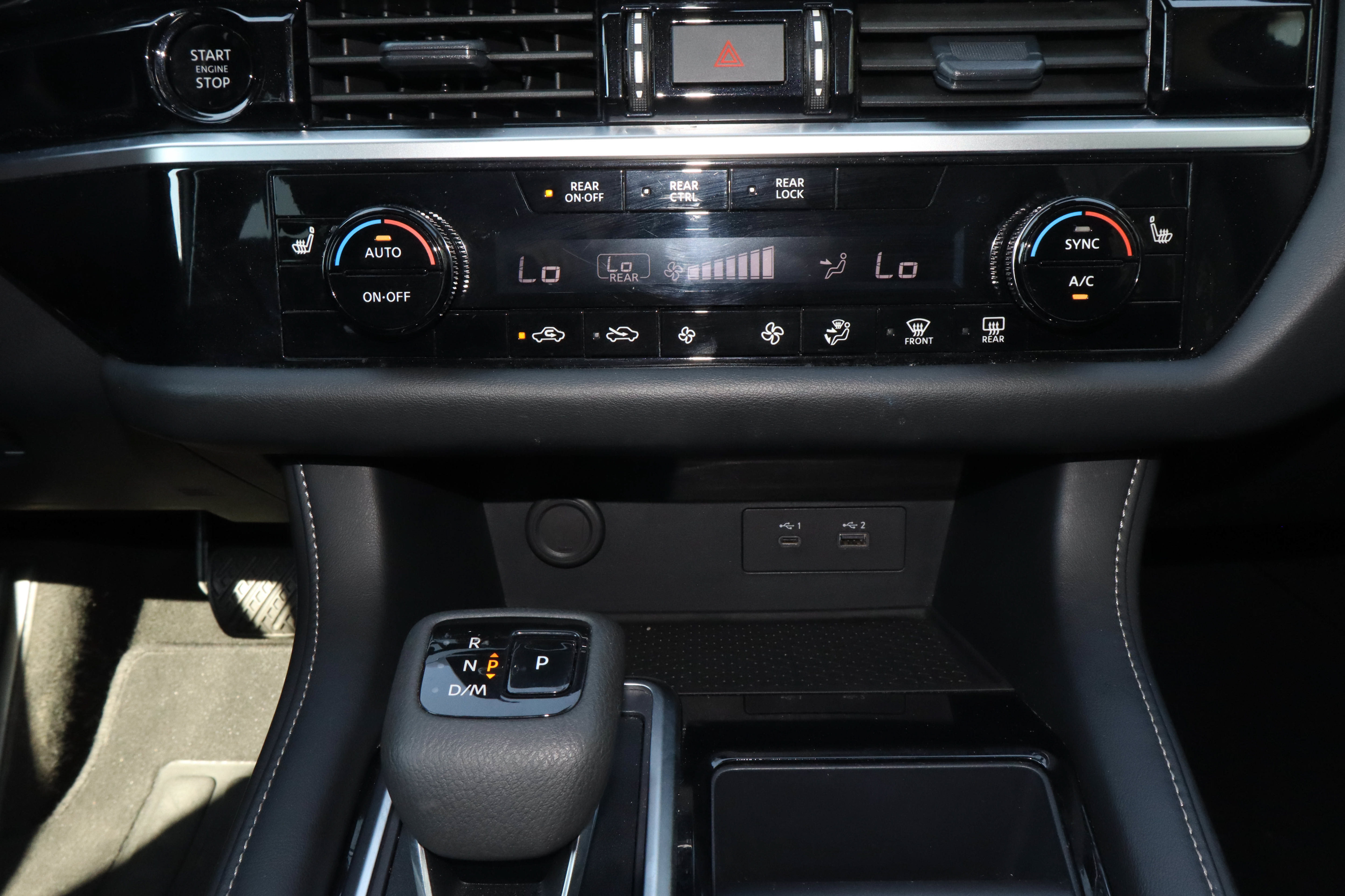 Used 2025 Nissan Pathfinder SV FWD image 11