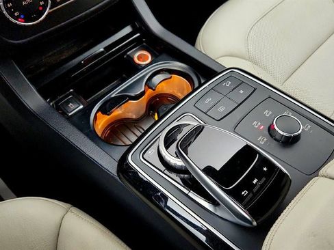 Used 2018 Mercedes-Benz GLE 43 AMG 4MATIC image 16