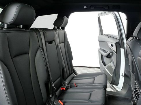 New 2026 Audi Q7 3.0T Premium Plus image 23