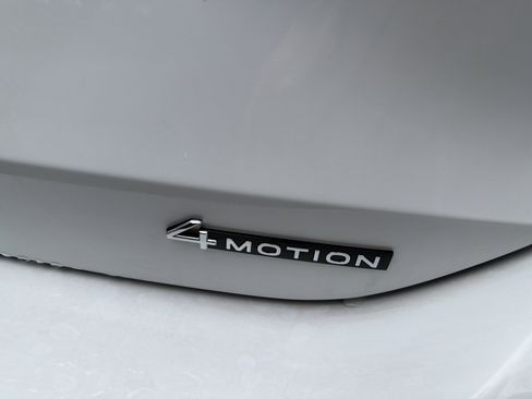 New 2026 Volkswagen Tiguan SE AWD/4WD image 7