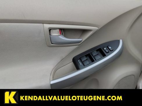 Used 2010 Toyota Prius Two FWD image 16