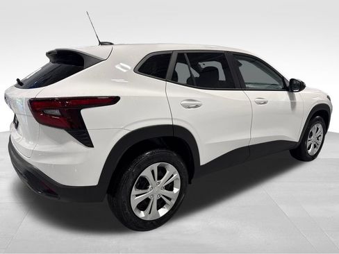 New 2026 Chevrolet Trax LS FWD image 45