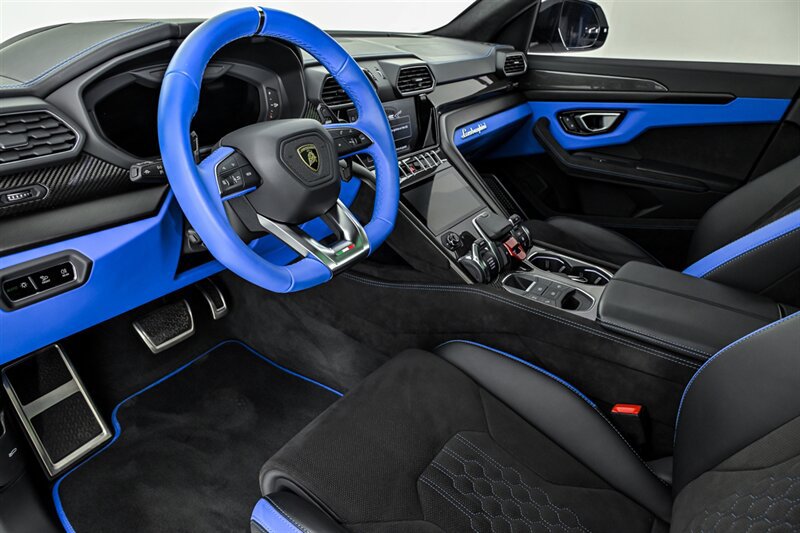 Used 2024 Lamborghini Urus S AWD/4WD image 26