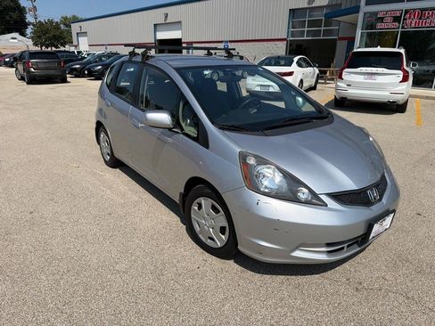 Used 2013 Honda Fit image 2