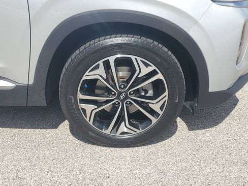Used 2019 Hyundai Santa Fe Limited FWD image 9