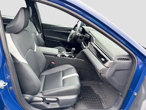 Used 2025 Toyota Camry SE w/ Convenience Package AWD/4WD image 35