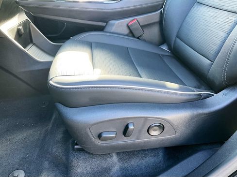 Used 2026 Buick Enclave Sport Touring w/ Power Package AWD/4WD image 19