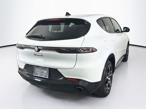 Used 2024 Alfa Romeo Tonale Veloce AWD/4WD image 9
