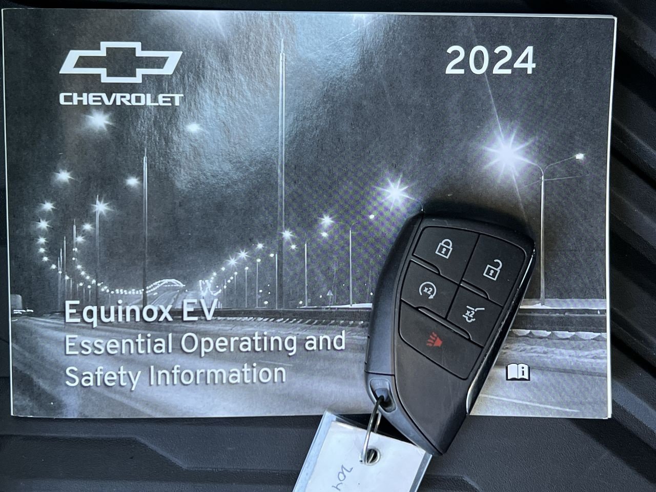 Certified 2024 Chevrolet Equinox EV LT w/ LPO, Blackout Package FWD image 36