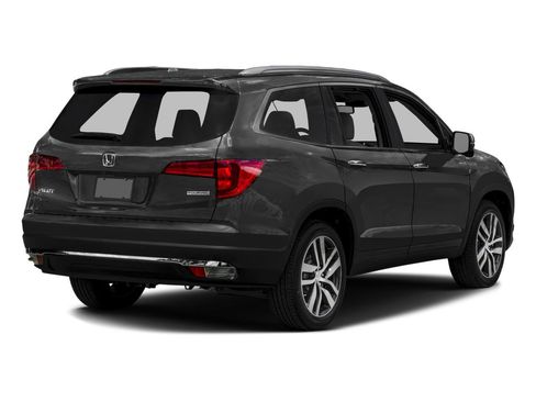 Used 2016 Honda Pilot Touring image 2