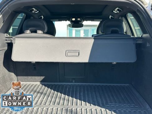 Used 2022 Volvo XC60 T8 Polestar w/ Protection Package Premier image 26