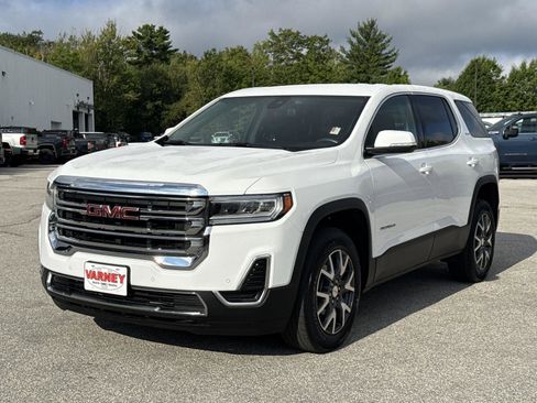 Used 2023 GMC Acadia SLE image 1