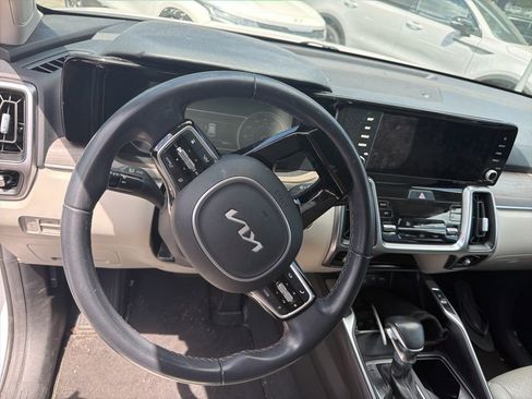 Used 2023 Kia Sorento X-Line EX image 1