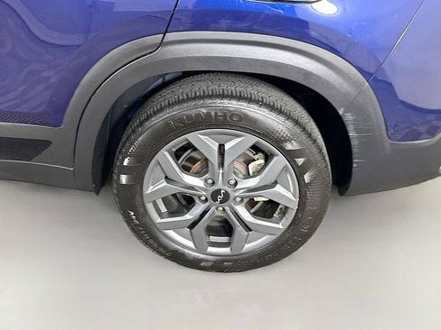 Used 2024 Kia Seltos S AWD/4WD image 34
