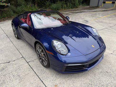 Used 2021 Porsche 911 Carrera RWD image 41