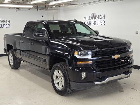 Used 2017 Chevrolet Silverado 1500 LT w/ All Star Edition AWD/4WD image 4