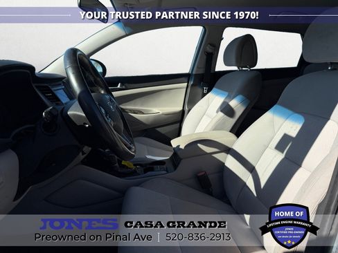 Used 2017 Hyundai Tucson Sport image 9