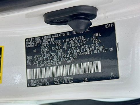 Used 2011 Toyota Highlander 4WD w/ Tech Pkg image 31