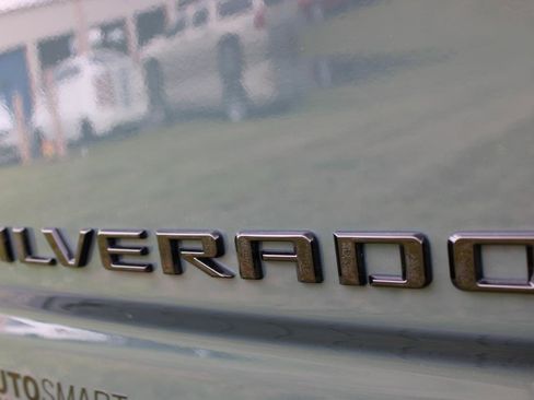 Used 2025 Chevrolet Silverado 2500 LT w/ Trail Boss Package AWD/4WD image 6