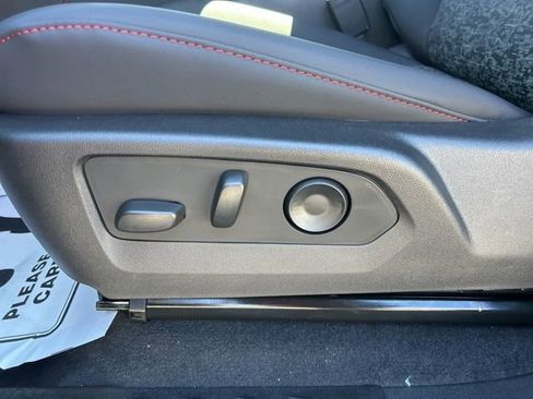 New 2026 Chevrolet Colorado Z71 image 16