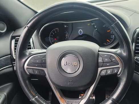 Used 2020 Jeep Grand Cherokee High Altitude AWD/4WD image 19