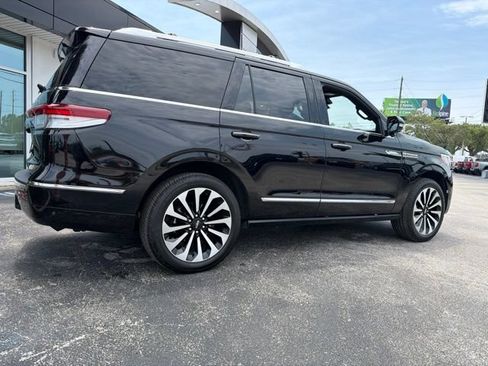 Certified 2023 Lincoln Navigator Reserve AWD/4WD image 7