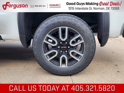 New 2026 GMC Sierra 1500 AT4 w/ AT4 Premium Package AWD/4WD image 53