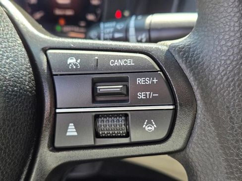 Certified 2023 Honda Accord EX image 27