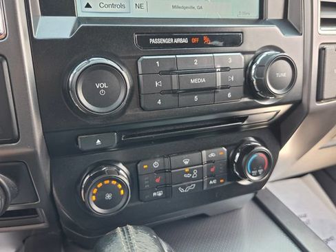 Used 2016 Ford F150 XLT w/ Equipment Group 302A Luxury AWD/4WD image 19