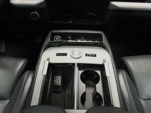 Used 2025 Lincoln Navigator Reserve image 25