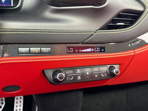 Certified 2022 Ferrari F8 Tributo RWD image 12