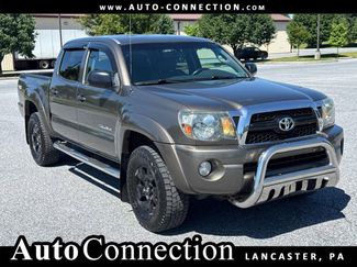 Used 2011 Toyota Tacoma 4x4 Double Cab w/ TRD Off-Road Pkg w/JBL Audio video 1