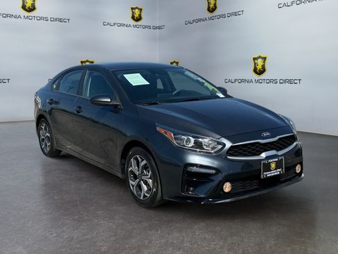 Used 2021 Kia Forte LXS FWD image 7