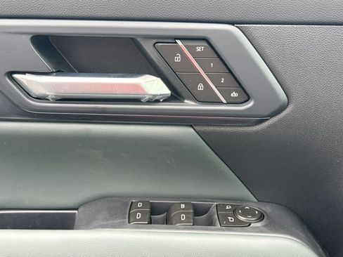 New 2026 GMC Terrain AT4 w/ Convenience Package III AWD/4WD image 18