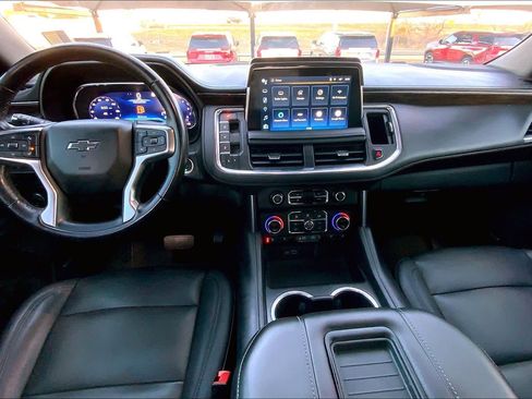 Used 2022 Chevrolet Tahoe LT w/ Luxury Package image 12