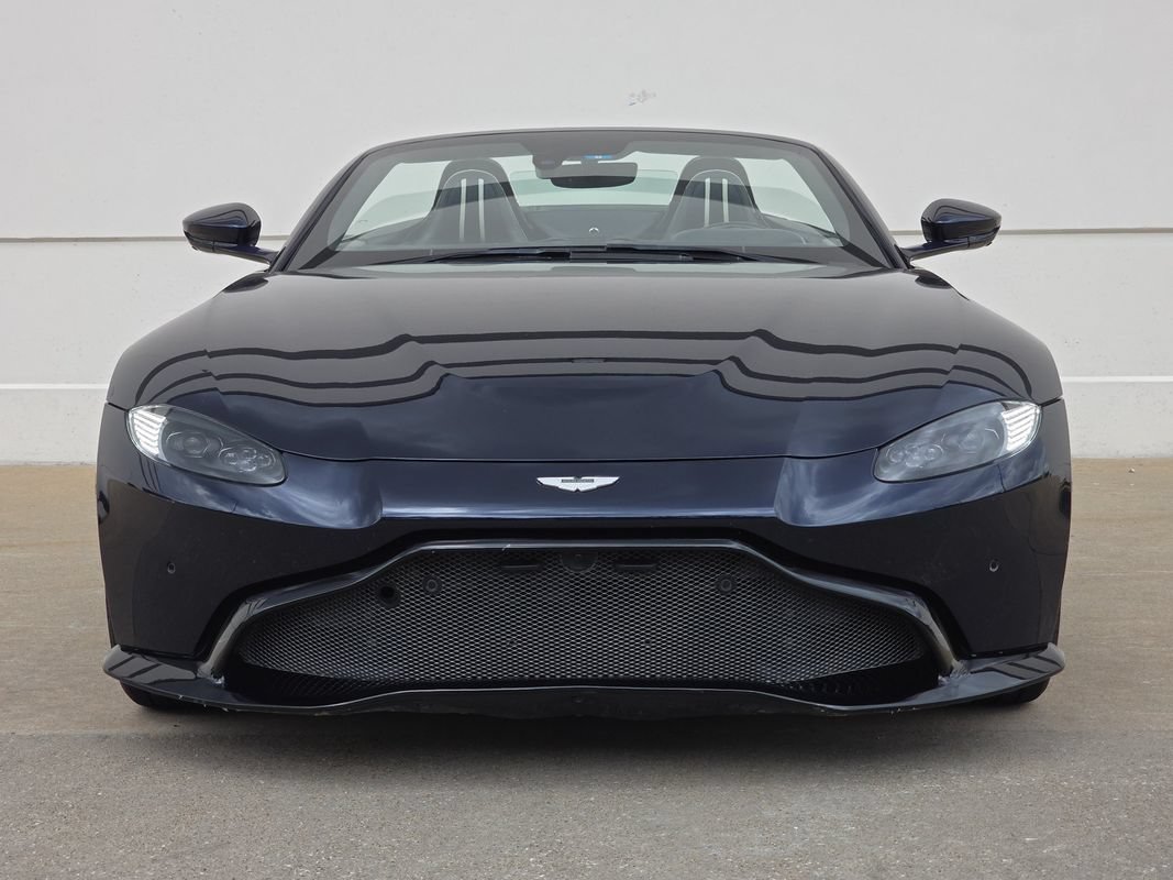 Used 2021 Aston Martin V8 Vantage Roadster RWD image 7