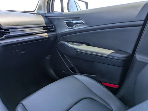 Certified 2024 Kia Sportage SX FWD image 19