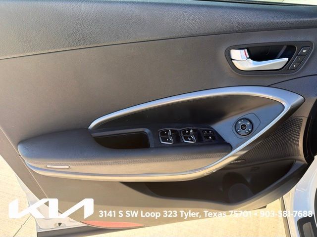 Used 2018 Hyundai Santa Fe Limited FWD image 15