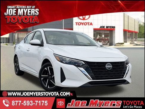 Used 2025 Nissan Sentra SV FWD image 1
