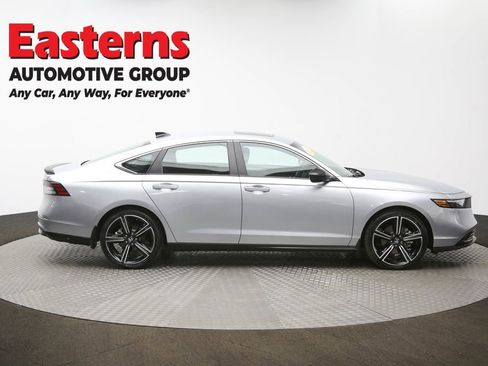 Used 2025 Honda Accord Sport image 46