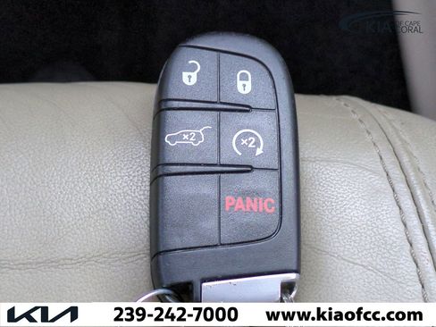 Used 2018 Jeep Grand Cherokee Limited w/ Trailer Tow Group IV image 30