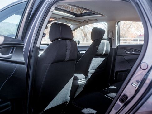 Used 2019 Honda Civic EX image 31