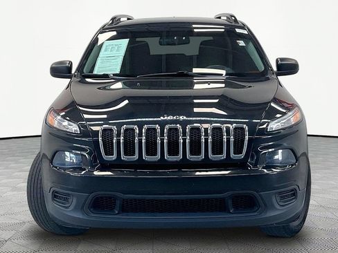 Used 2016 Jeep Cherokee Sport w/ Cold Weather Group AWD/4WD image 2