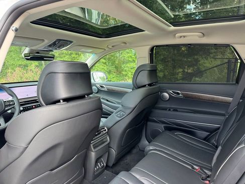 New 2026 Genesis GV80 2.5T Advanced image 25