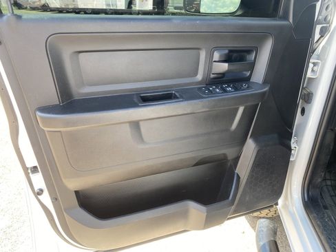 Used 2018 RAM 3500 Tradesman w/ Popular Equipment Group image 12