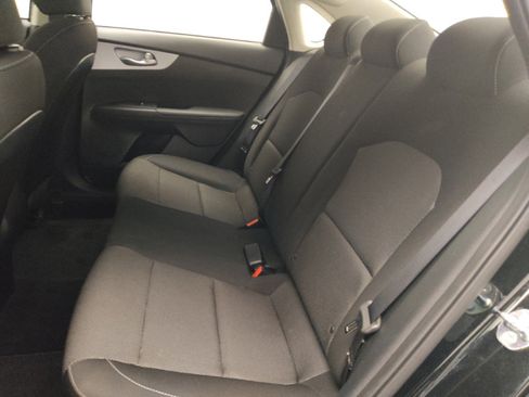 Used 2024 Kia Forte LXS FWD image 18