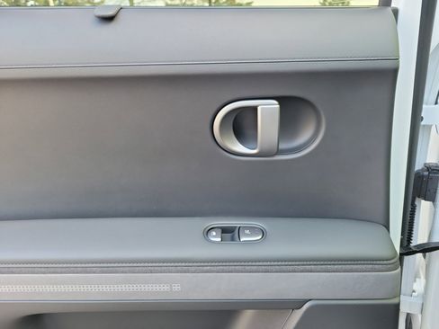 New 2026 Hyundai Ioniq 5 Limited image 12