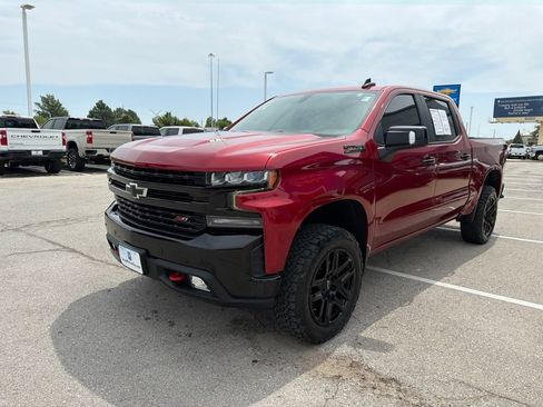 Used 2022 Chevrolet Silverado 1500 LT Trail Boss w/ Safety Package AWD/4WD image 7