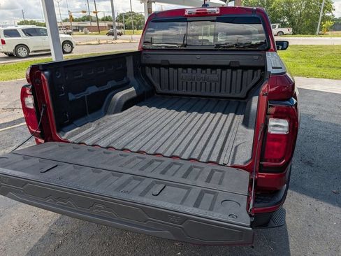 New 2026 GMC Canyon AT4 AWD/4WD image 38